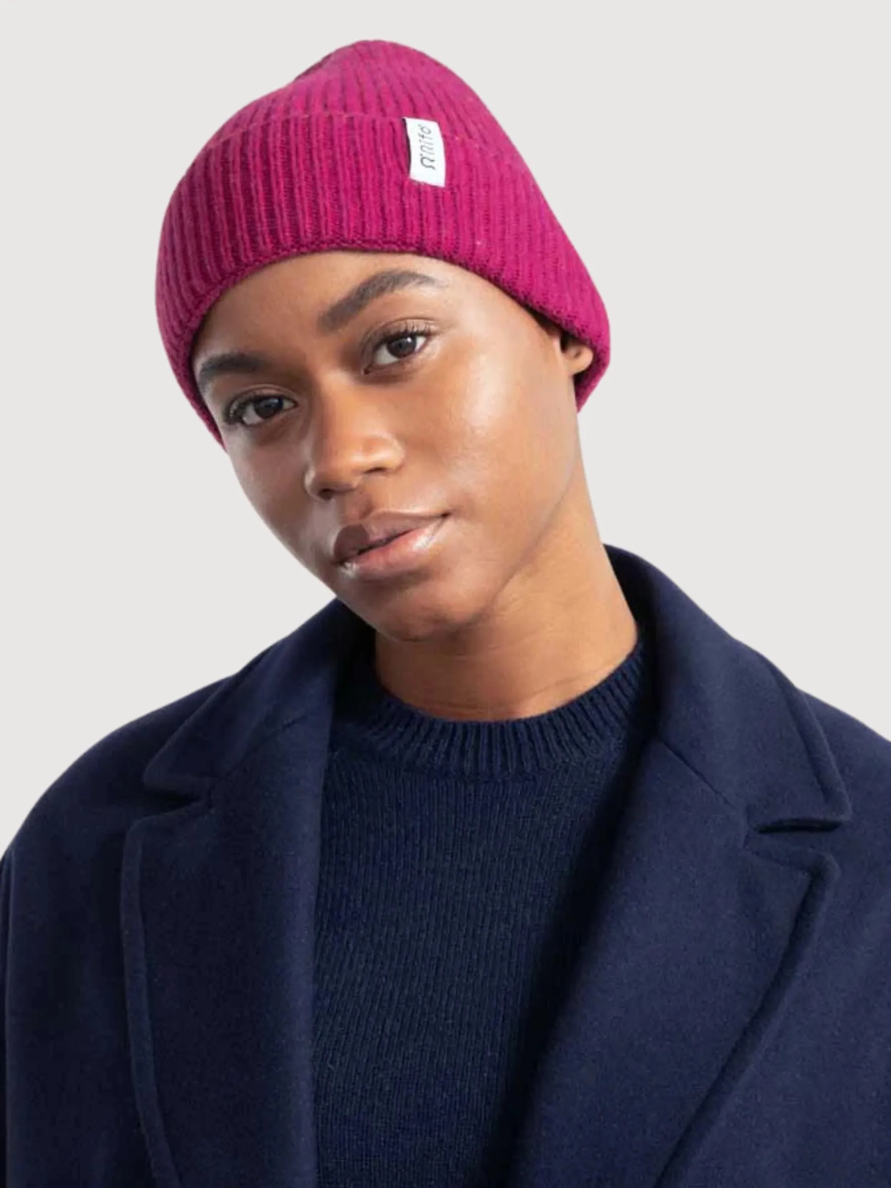 Beanie Marcello Pink Ciclamino in recycled cashmere | Rifò