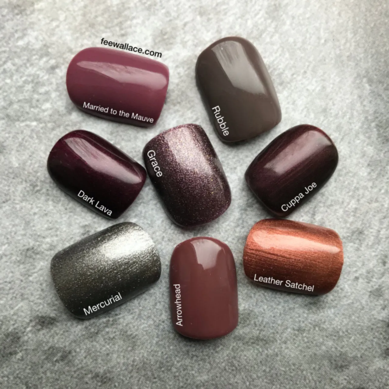 CND VINYLUX - Grace #301