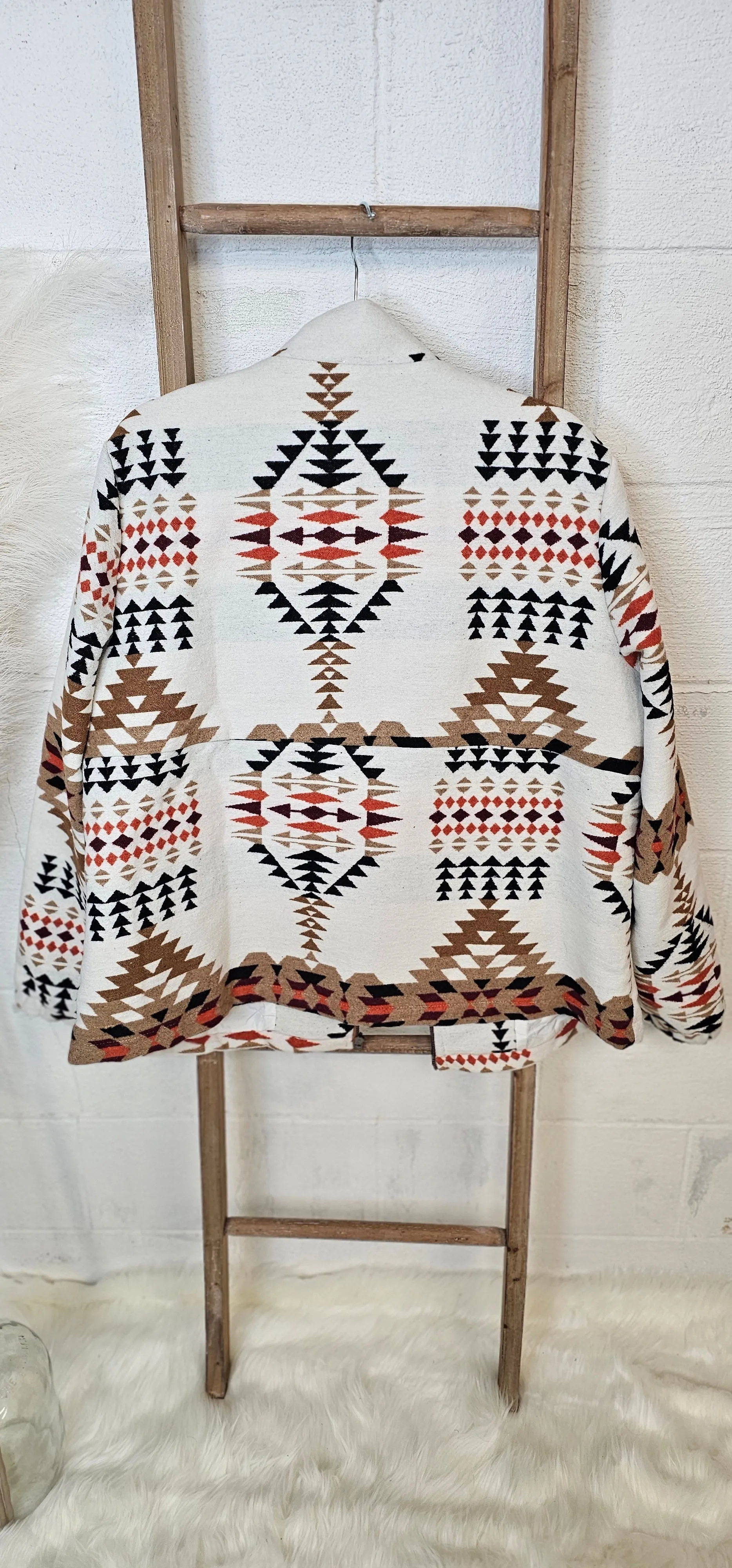 Size Xl aZtec jacket